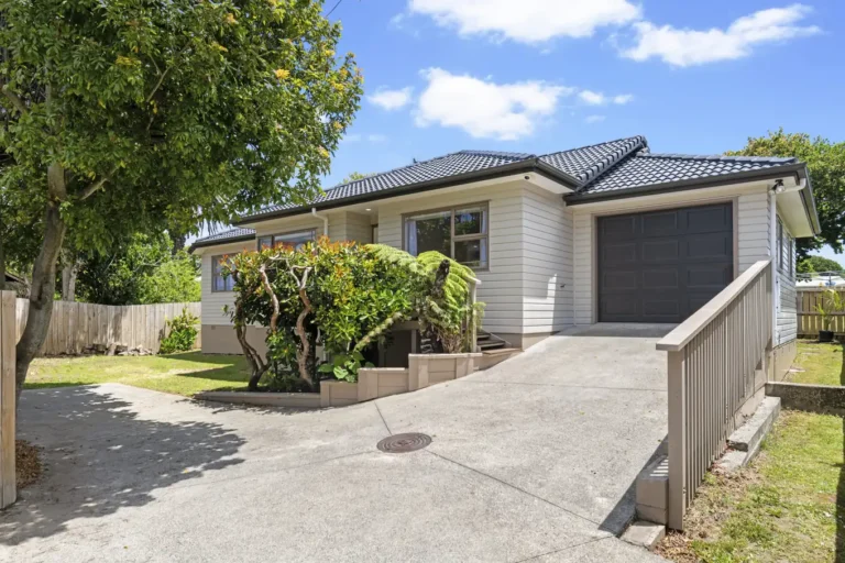 Front of the house and garage, First home refresh, Manurewa