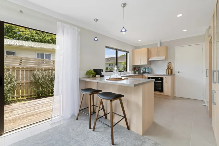 Kitchen and breakfast bar, First home refresh, Manurewa