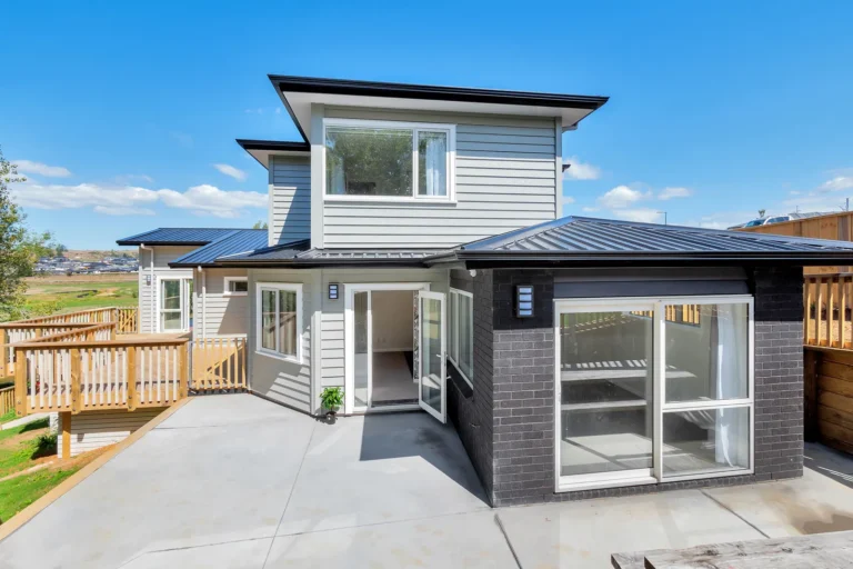 Front of the Pōkeno home